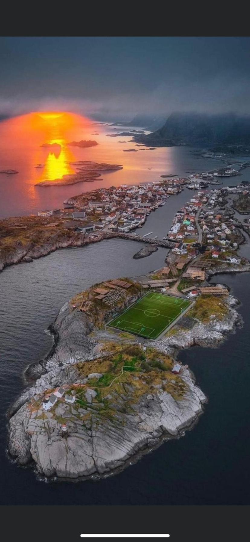Ny Leilighet I Henningsvaer! Eksteriør billede